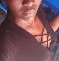 Kezzy hook up/nudes and video call - Transsexual escort in Nairobi