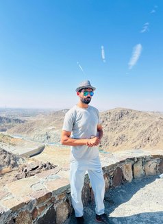 Kha Jee - Acompañantes masculino in Dubai Photo 5 of 5