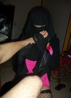 Khadija Tv - Transsexual escort in Cairo Photo 5 of 5