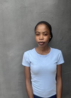 Khadijah - escort in Alexandria Photo 3 of 3