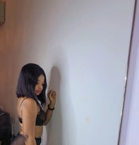 Khadijah - escort in Muscat