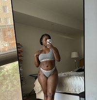 Khadijah - escort in Baku