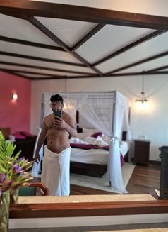 KHADIR(Only for Female) - masseur in Hyderabad Photo 12 of 15