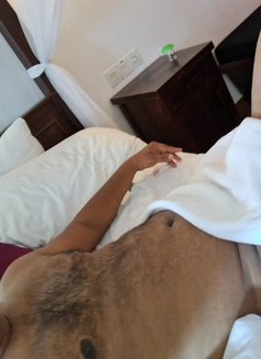 KHADIR(Only for Female) - masseur in Hyderabad Photo 13 of 15