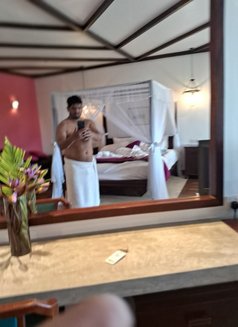 KHADIR(Only for Female) - masseur in Hyderabad Photo 14 of 15