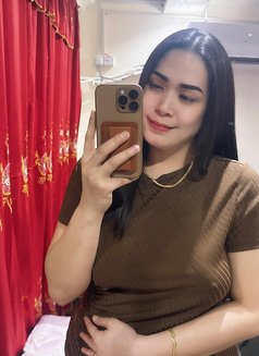 Khai - Transsexual escort in Manila Photo 3 of 5