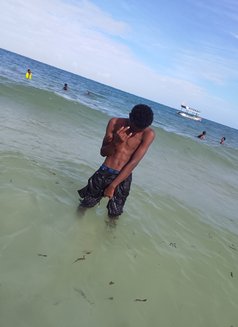 Khaileb - Male escort in Nairobi Photo 4 of 4