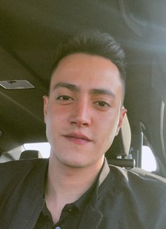 Khaled - masseur in Abu Dhabi Photo 4 of 5