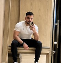 Kenan - Acompañantes masculino in Dubai