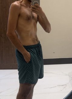 Khaled - Male escort in Riyadh Photo 2 of 2