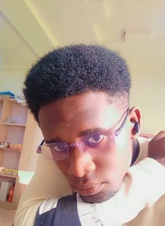 Khalee - Acompañantes masculino in Owerri Photo 2 of 3
