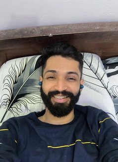 Khalid Big Dick Boy - Male escort in Muscat Photo 3 of 4