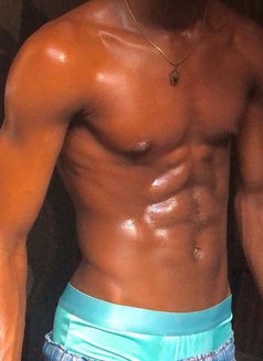 Khalid - Male escort in Nairobi Photo 3 of 7