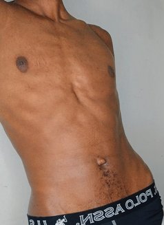 Khalid - Male escort in Nairobi Photo 7 of 7