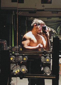 Khan 8 Inch Dom Mbull - Male escort in New Delhi Photo 3 of 6