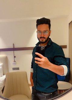 Khan Janu - Acompañantes masculino in Hyderabad Photo 4 of 8