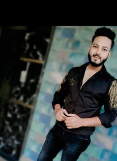 Khan Janu - Acompañantes masculino in Hyderabad Photo 6 of 8