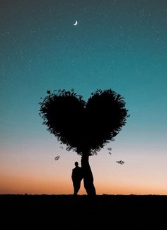 Khan Janu - Male escort in Kolkata Photo 2 of 2