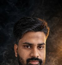 Khan - Male escort in Karāchi
