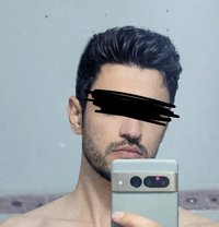 Khan Shabir - Acompañantes masculino in Lahore