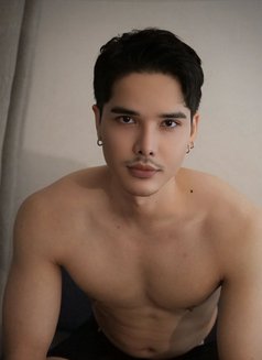 Khan Young Newbie - Acompañantes masculino in Ho Chi Minh City Photo 13 of 16