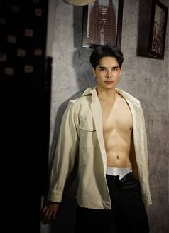 Khan Young Newbie - Acompañantes masculino in Ho Chi Minh City Photo 8 of 13