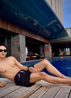 Khan Young Newbie - Male escort in Ho Chi Minh City Photo 9 of 19