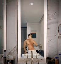 Khan Young Newbie - Male escort in Ho Chi Minh City
