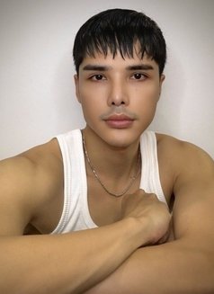 Khan Young Newbie - Male escort in Ho Chi Minh City Photo 21 of 22