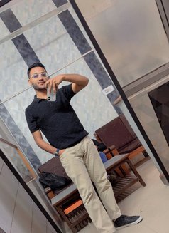 Khanna Aarav - Male escort in New Delhi Photo 1 of 1