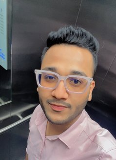 Khanna - Acompañantes masculino in Noida Photo 1 of 1