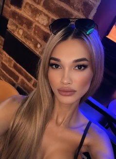 Khanna XL Only Top - Acompañantes transexual in İstanbul Photo 25 of 26