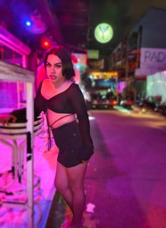 Khanom - Transsexual escort in Al Manama Photo 5 of 8