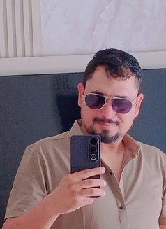 Khans - Male escort in Dubai Photo 2 of 2