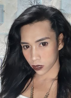 Khat Libantino - Transsexual escort in Makati City Photo 10 of 10