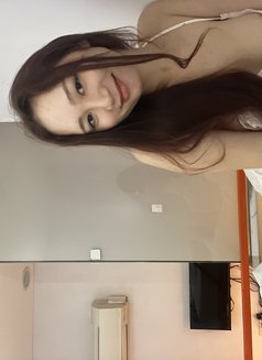 Khate - escort in Manila Photo 5 of 5