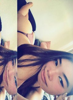 Khendra - Transsexual escort in Manila Photo 1 of 4