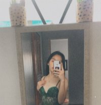 Khendra - Transsexual escort in Manila