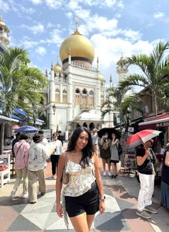 Khey - escort in Singapore Photo 15 of 17