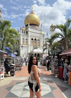 Khey - escort in Singapore Photo 16 of 17