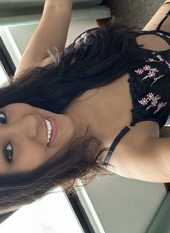 Khey - escort in Singapore Photo 27 of 27