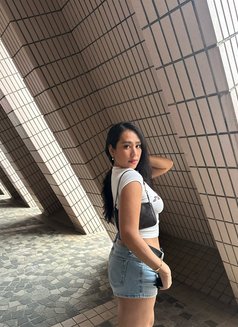 Khey - escort in Singapore Photo 18 of 23