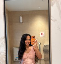 Khey - escort in Singapore Photo 22 of 23