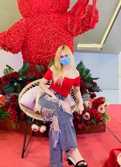 Kheycie Shine - adult performer in Manila Photo 3 of 8