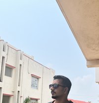 Khiladi - Acompañantes masculino in Kolkata
