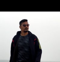 Khiladi - Acompañantes masculino in Kolkata