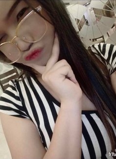 Khim - Acompañantes transexual in Manila Photo 2 of 7