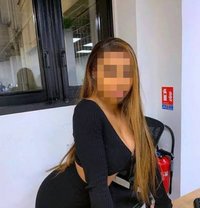 Khloé - escort in Abidjan