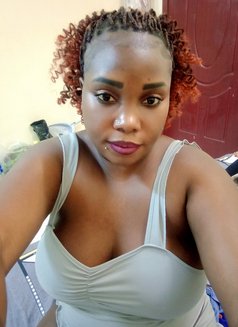 Khloe - escort in Muscat Photo 1 of 1