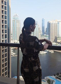 KHLOE ROY - puta in Cairo Photo 2 of 11